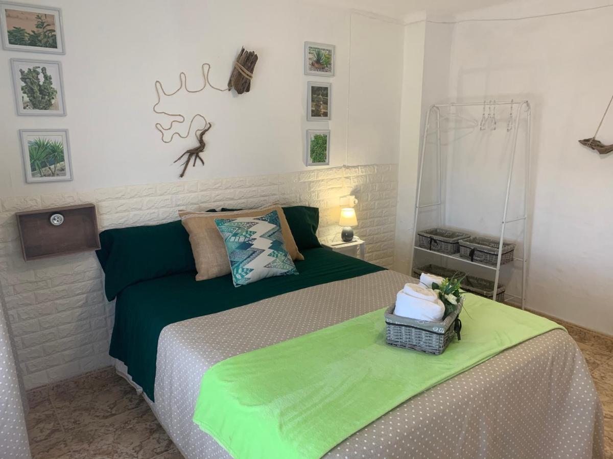 Casa Enric , Con Zona Infantil, Piscina Y Parking Privado Guest House Deltebre Luaran gambar