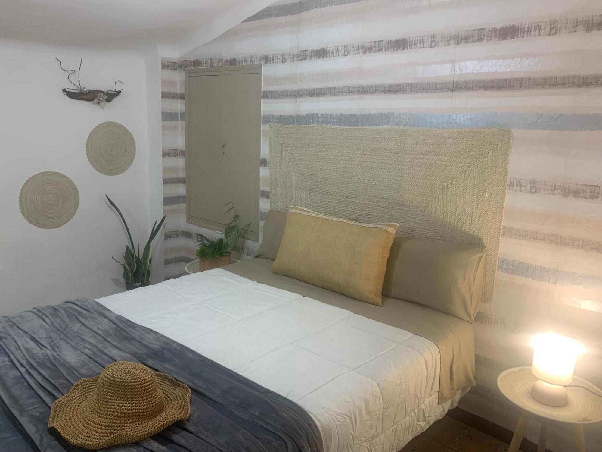 Casa Enric , Con Zona Infantil, Piscina Y Parking Privado Guest House Deltebre Luaran gambar