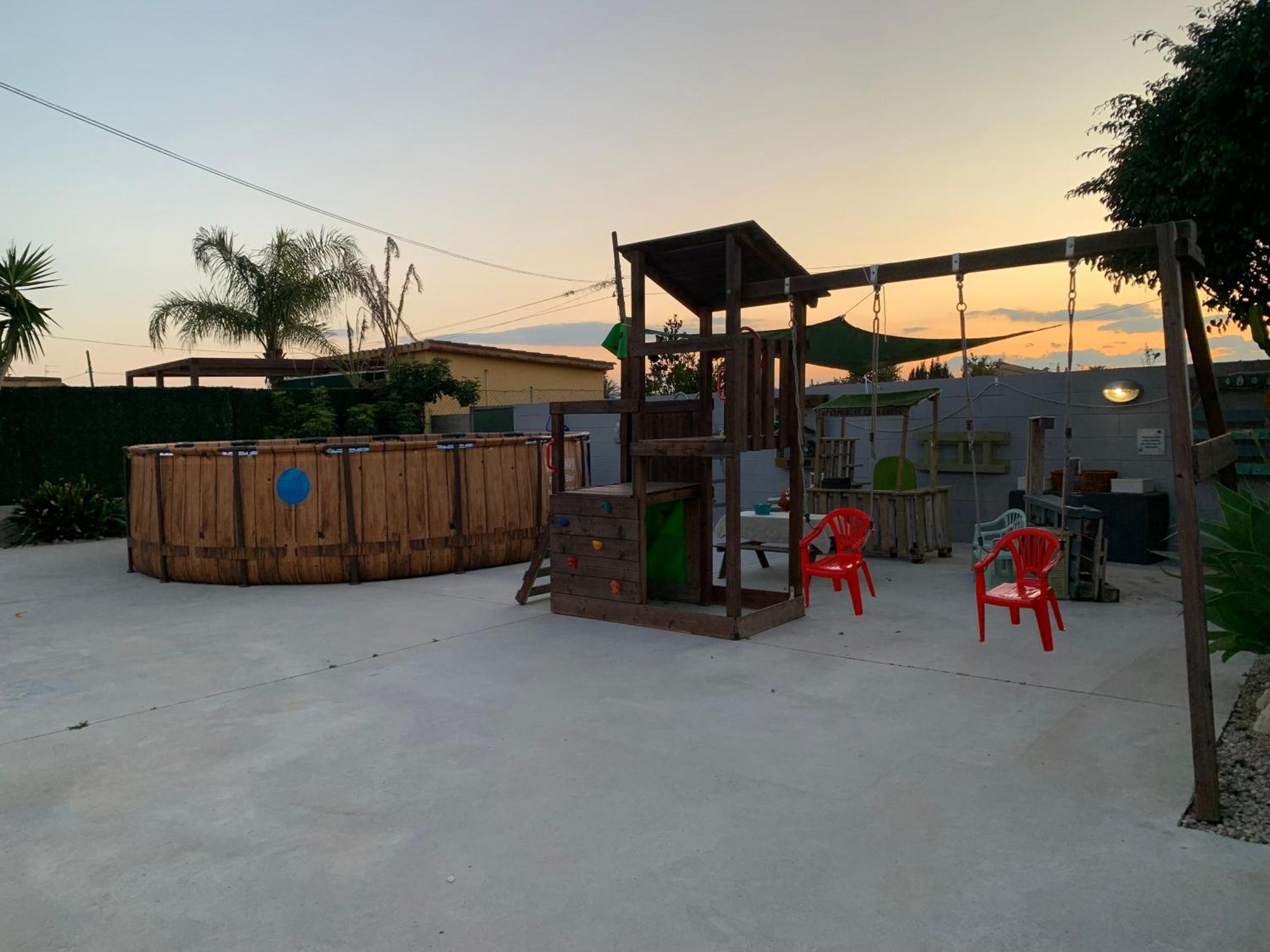 Casa Enric , Con Zona Infantil, Piscina Y Parking Privado Guest House Deltebre Luaran gambar